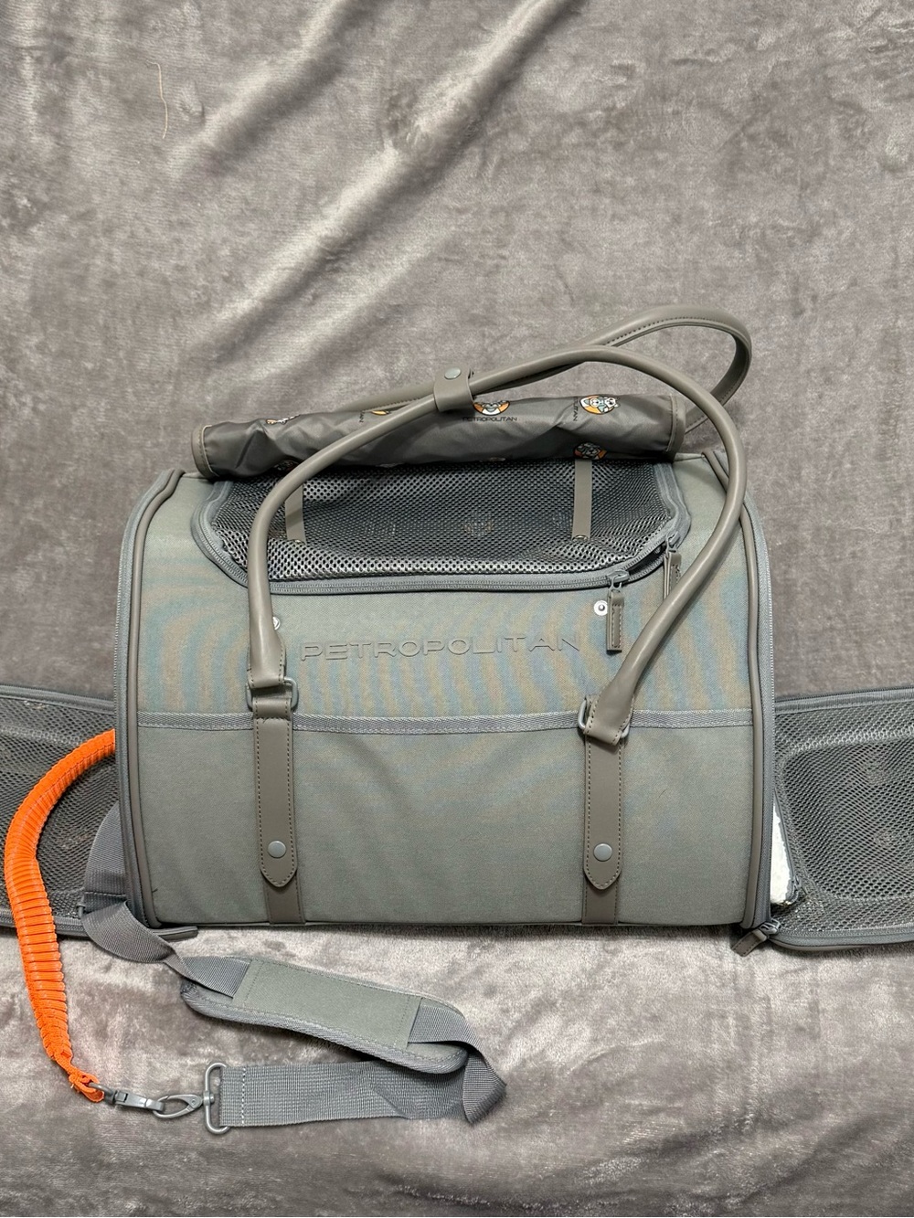 Petropolitan Dog/cat travel carrier